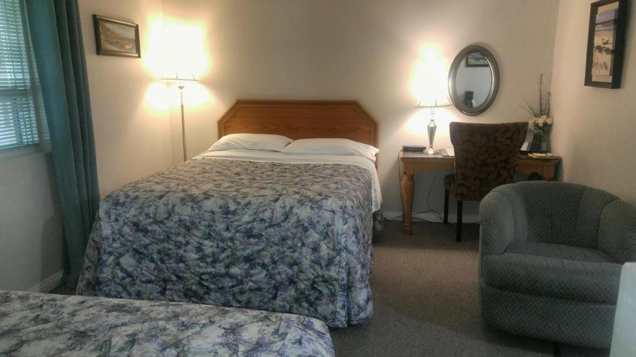 Mile Zero Motel Midway Экстерьер фото